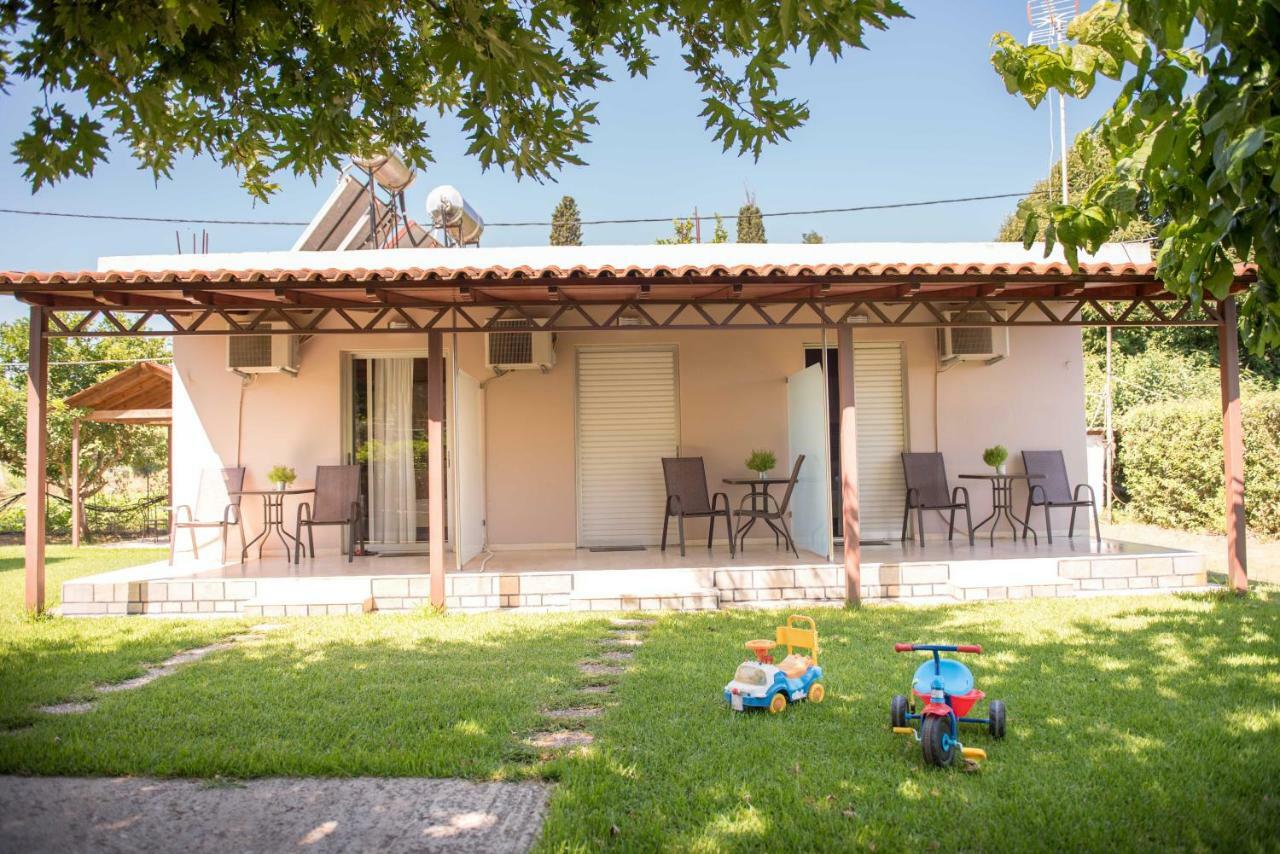 Paradisos Preveza Buitenkant foto